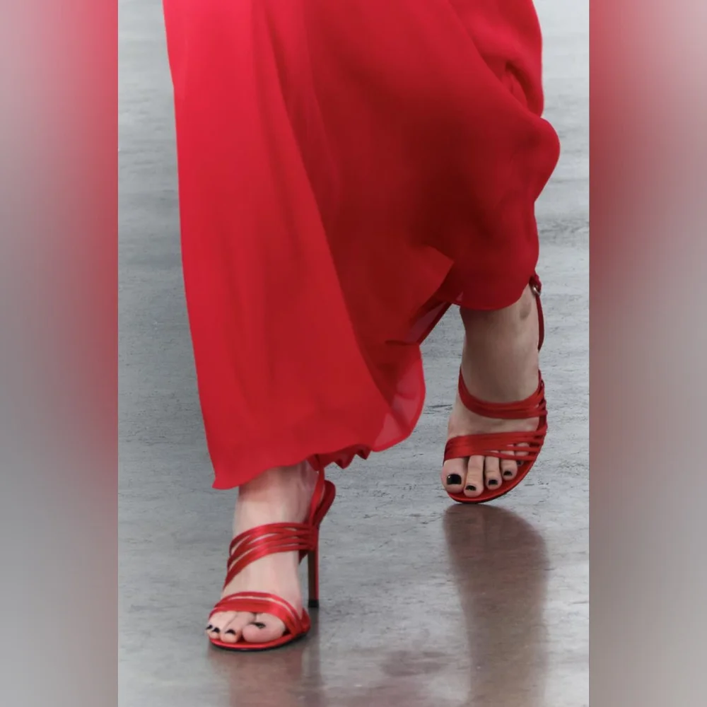 ZARA HEELED STRAPPY SANDALS